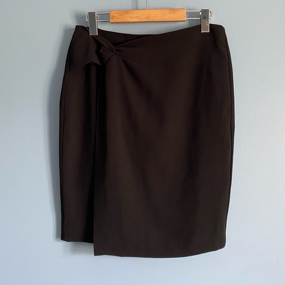 RW&CO. Black Women's Skirt with Knot Detail